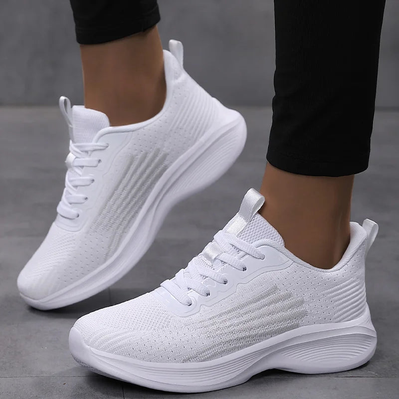 Women Lightweight Sneakers Outdoor Running Sport Shoes Female Mesh Breathable Trainning Shoes White Flat Walking Shoes